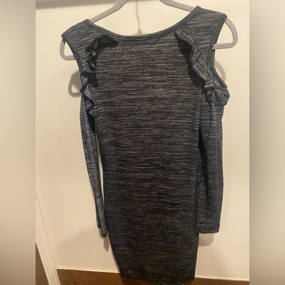 Off the shoulder knit dress - Picture 2 of 2